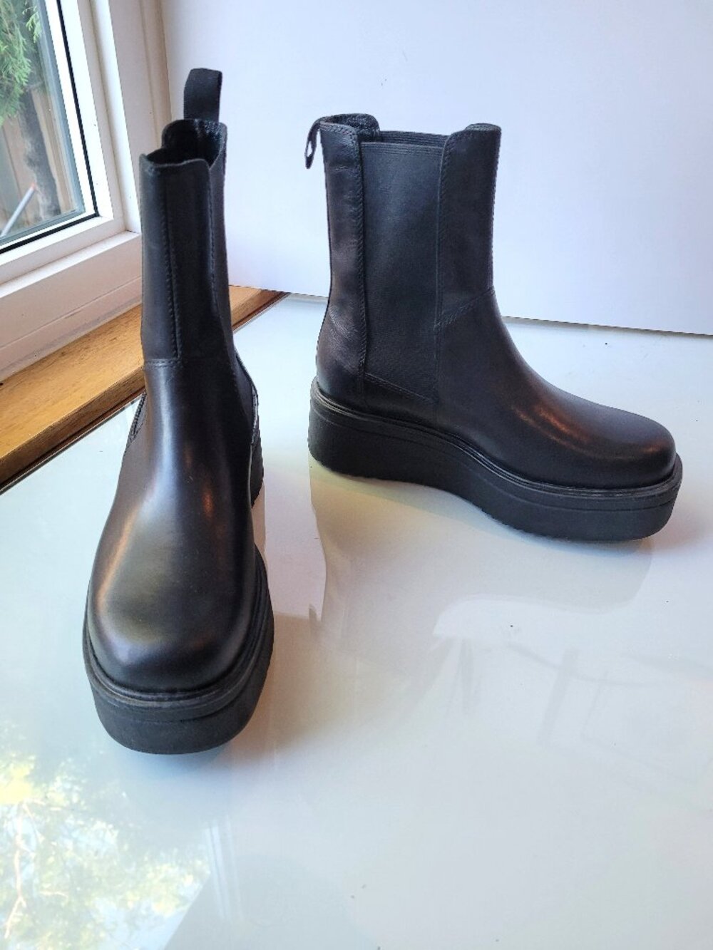 Vagabond Tara Chelsea Boot Black Leather Size EU 36